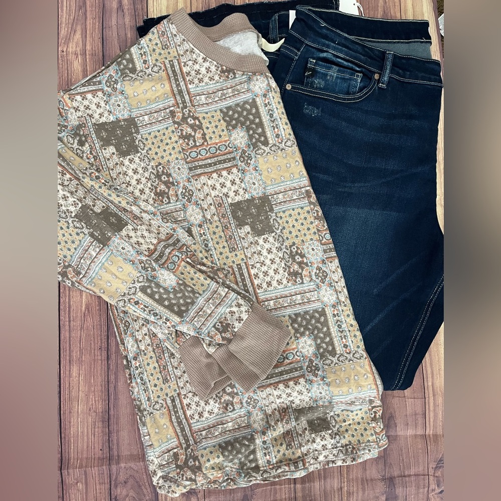 Plus Size Printed Top 6XL